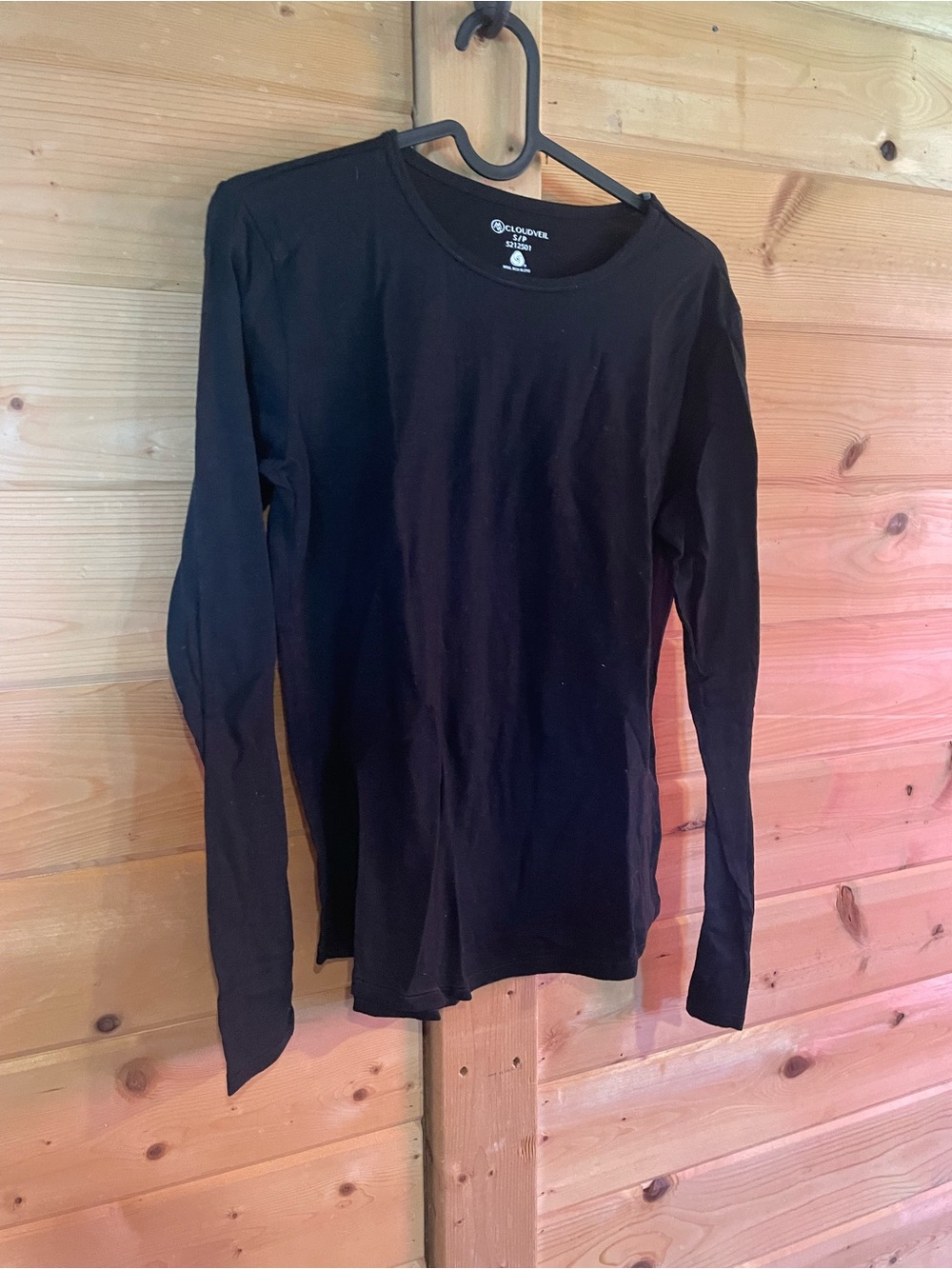 Merino Wool Black Long-Sleeve Crewneck Shirt - Woman’s